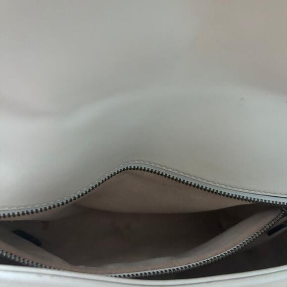Gucci GG Marmont Small Chain Shoulder Bag Leather Chevron Logo Luxe Neutral Soft - Picture 10 of 15